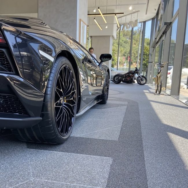 Belastbarkeit einer Steinteppich Garage Köln – bis zu 200 kg/m²